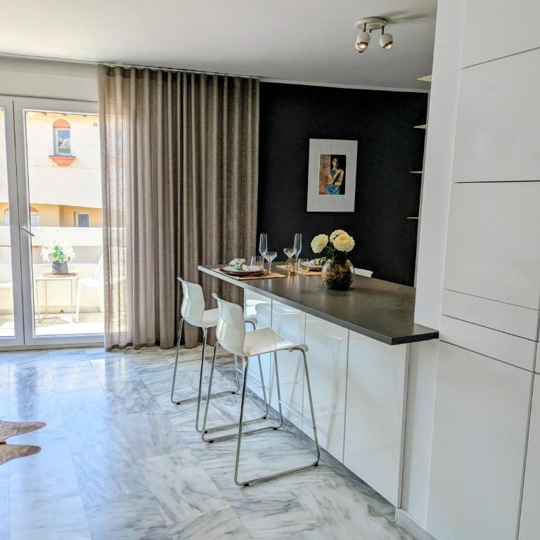 PIN4.1 - Beachfront 1BR near Port Beach - Apartamento - 9