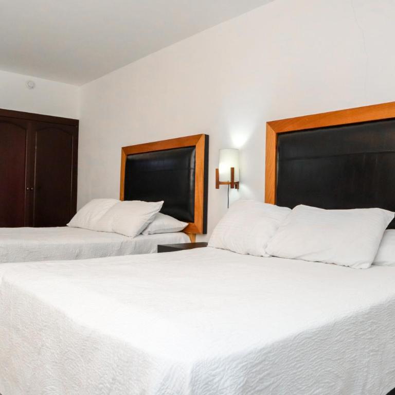 Hotel Boutique Plaza Doradas - Budget Twin Room - 1