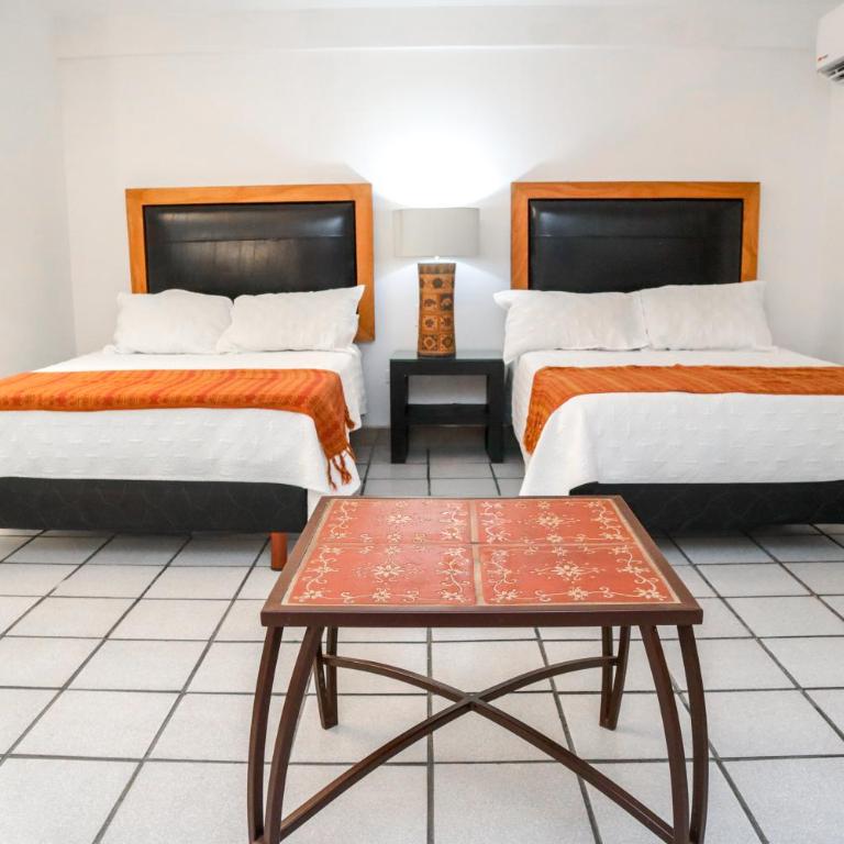 Hotel Boutique Plaza Doradas - Double Room with Two Double Beds - 1