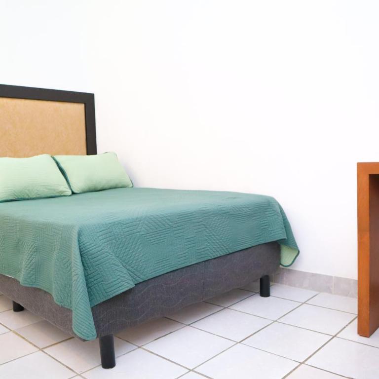Hotel Boutique Plaza Doradas - Queen Room - 1