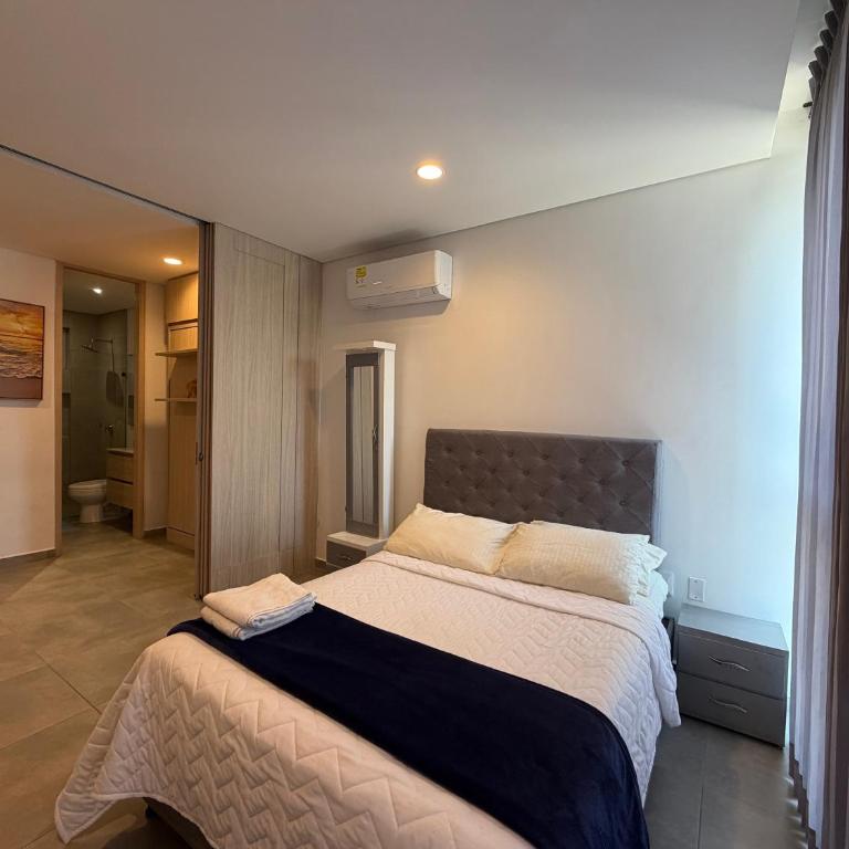 Salguero Suites by Colproperty Management - Family Studio - 11