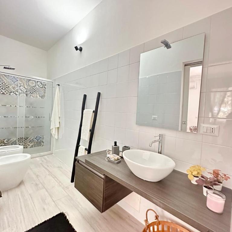 Luem Apartments - One-Bedroom House - 3
