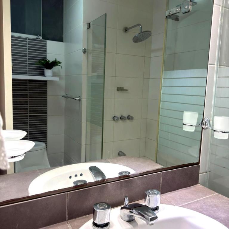 Spacious 3 Bedroom Apartment in Surco - Apartamento de 1 dormitorio - 6