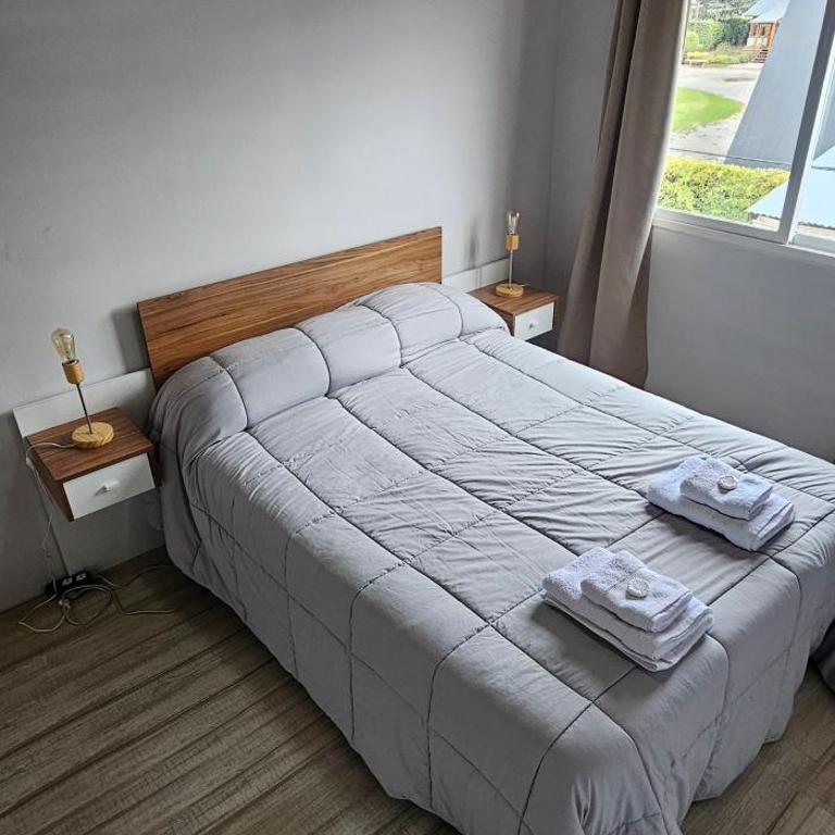 Hostel Aonikenk - Habitación Doble con baño compartido - 4