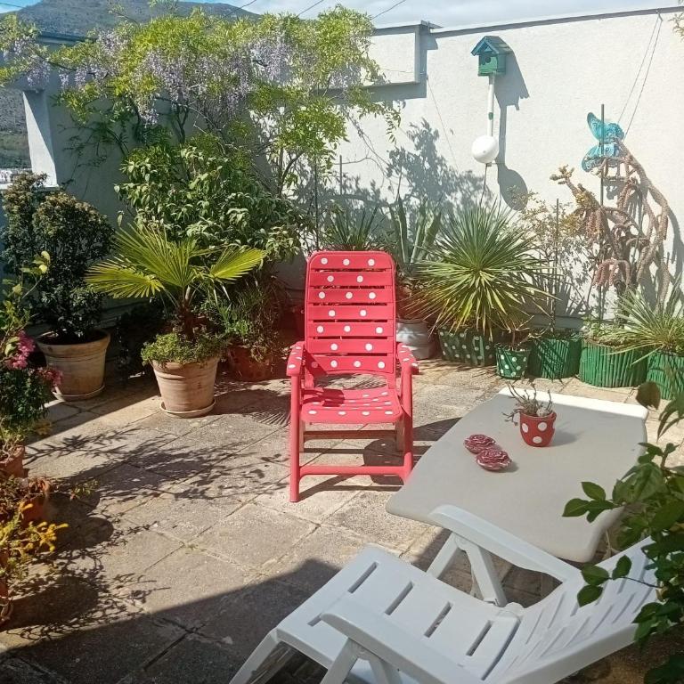 Yellow Lily Mostar Apartman - Studio with Balcony - 2