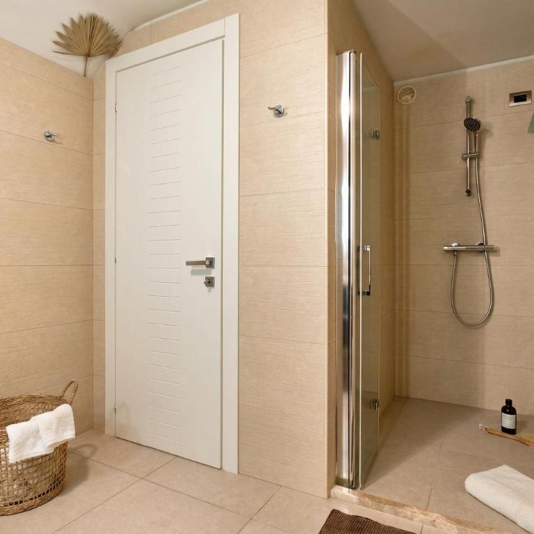 Luxury Sunshine Villa in Alghero with pool and sea view - Villa - Beach Front - 72