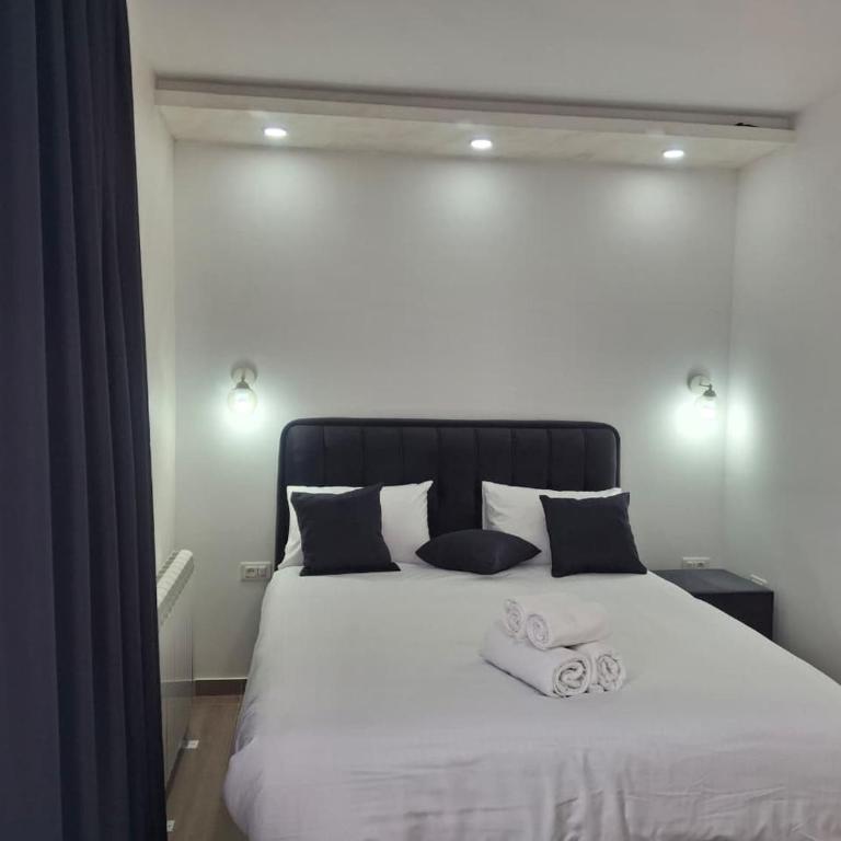 Srebrna Jela - Deluxe Double Room with Balcony - 4