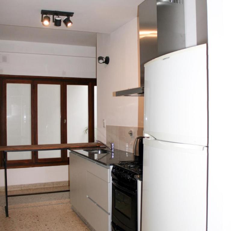 Casa amplia, céntrica y con garage en Junin, BA - Apartamento de 2 dormitorios - 13