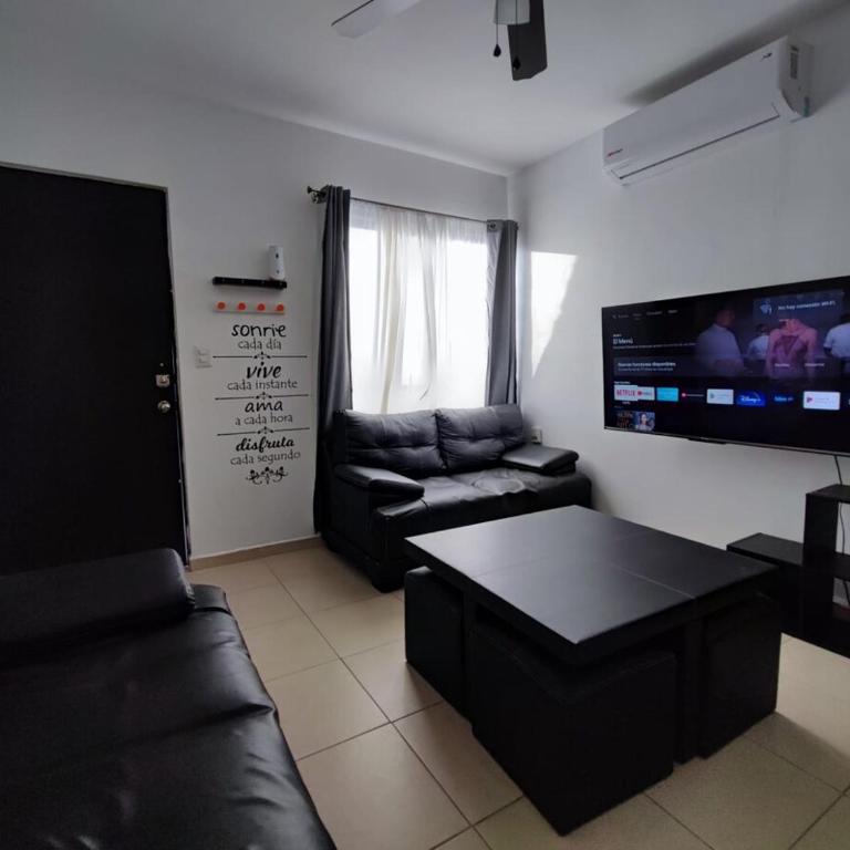 Departamento bien ubicado - Three-Bedroom Apartment - 1