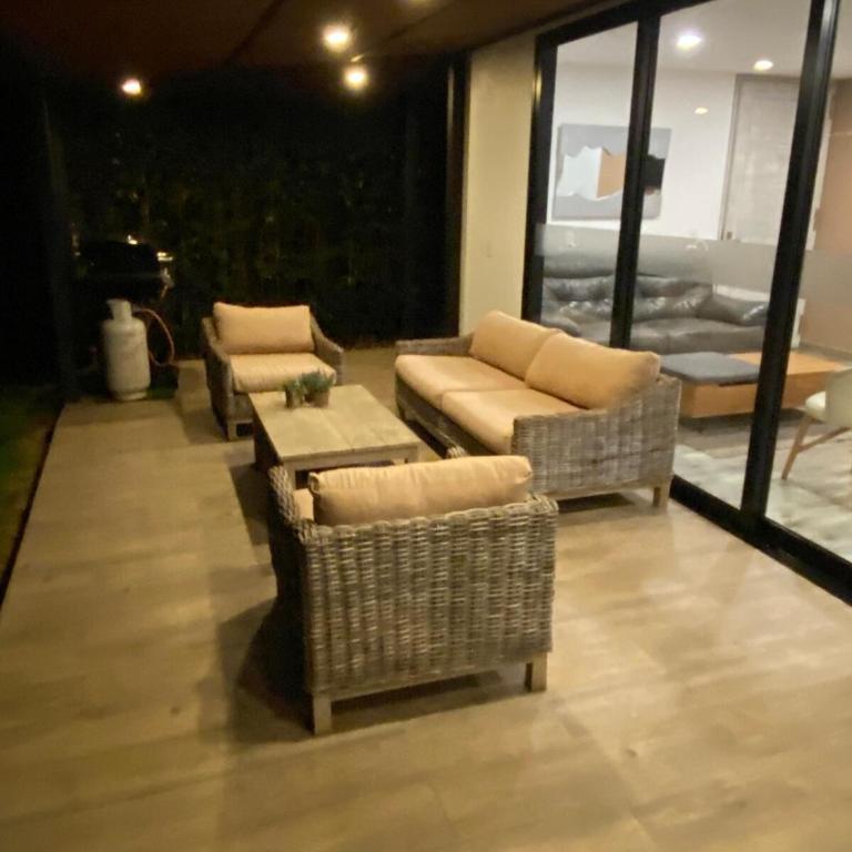 Hermosa cabaña El Retiro paz total y naturaleza - Two-Bedroom Villa - 3