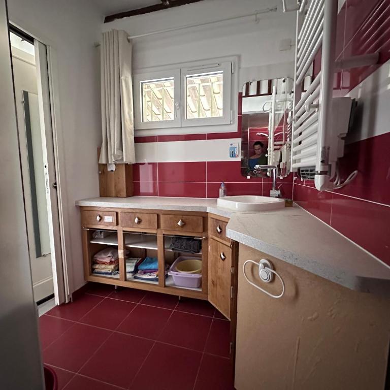 A deux pas de la mer - One-Bedroom Apartment - 27