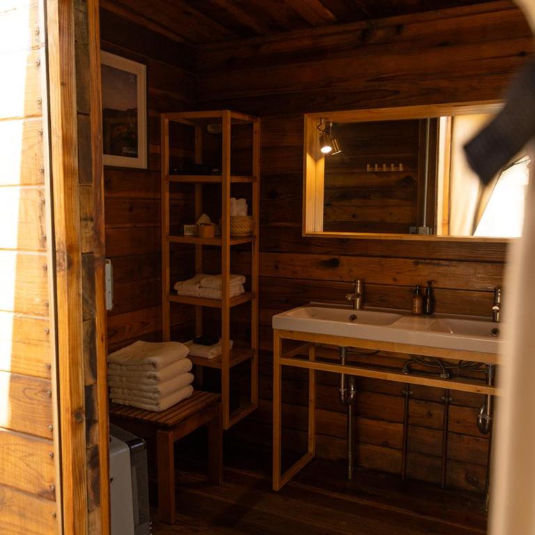Hotel Cuatro Cuatros - Double Room - 13