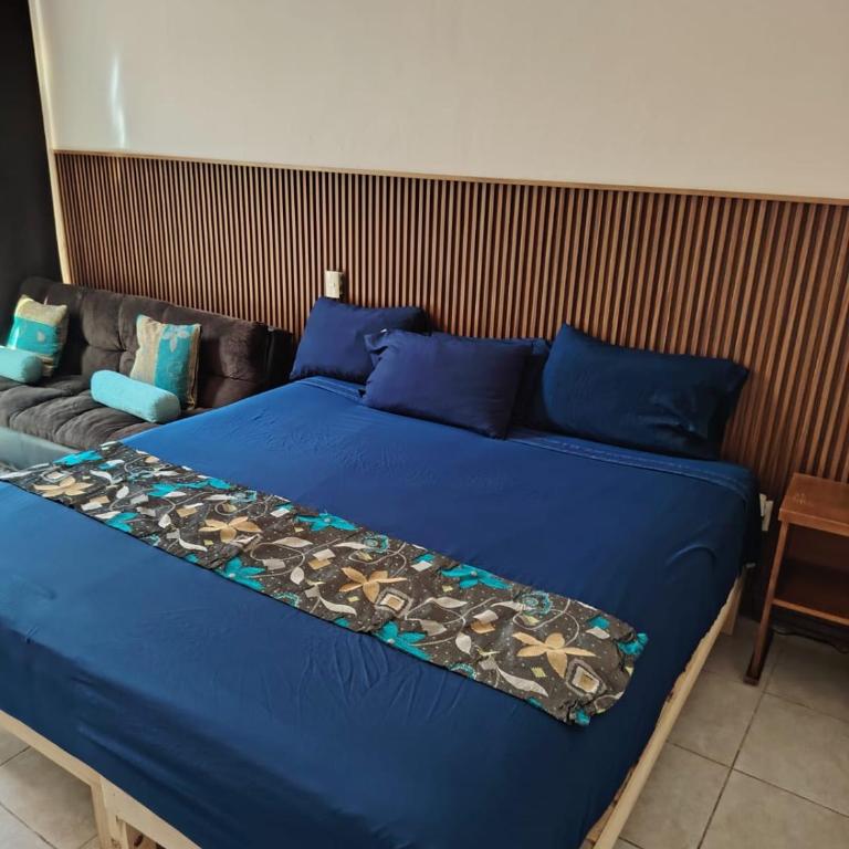 Casa las Flores - Habitación Doble Deluxe con acceso a la piscina - 1 o 2 camas - 1