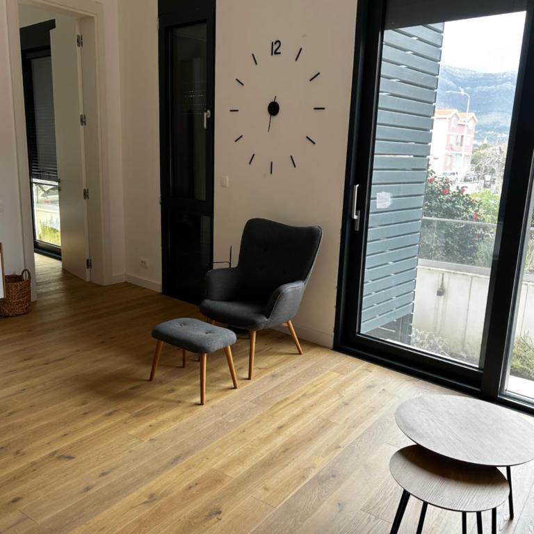 Luxury 2BR Apartment with Terrace & Parking near Porto Montenegro - Apartman sa 2 Spavaće Sobe - 3