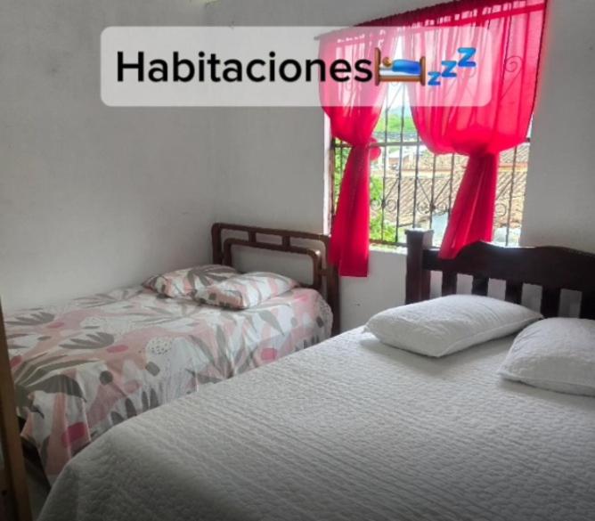 La Cascada - Seven-Bedroom House - 11
