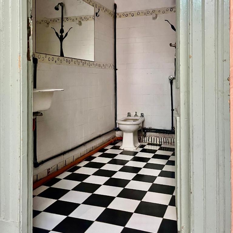 Loft con patio frente a Mercado San Telmo, 2 baños - Apartamento de 1 dormitorio - 22