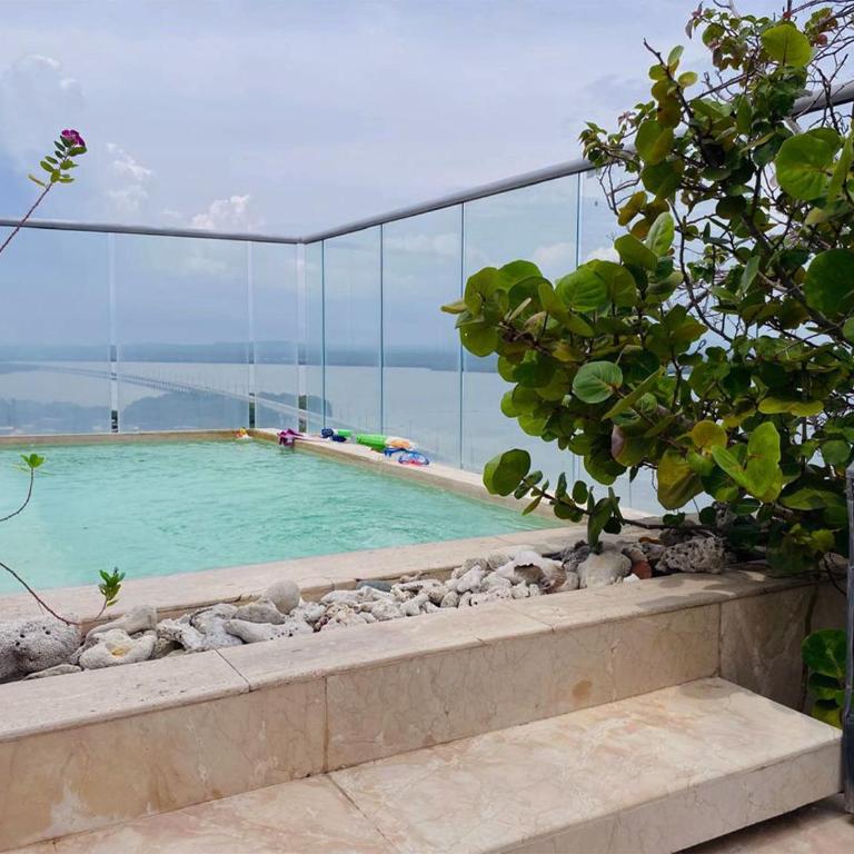 Luxury apartament with pool and 360 view - Three-Bedroom Apartment - 30