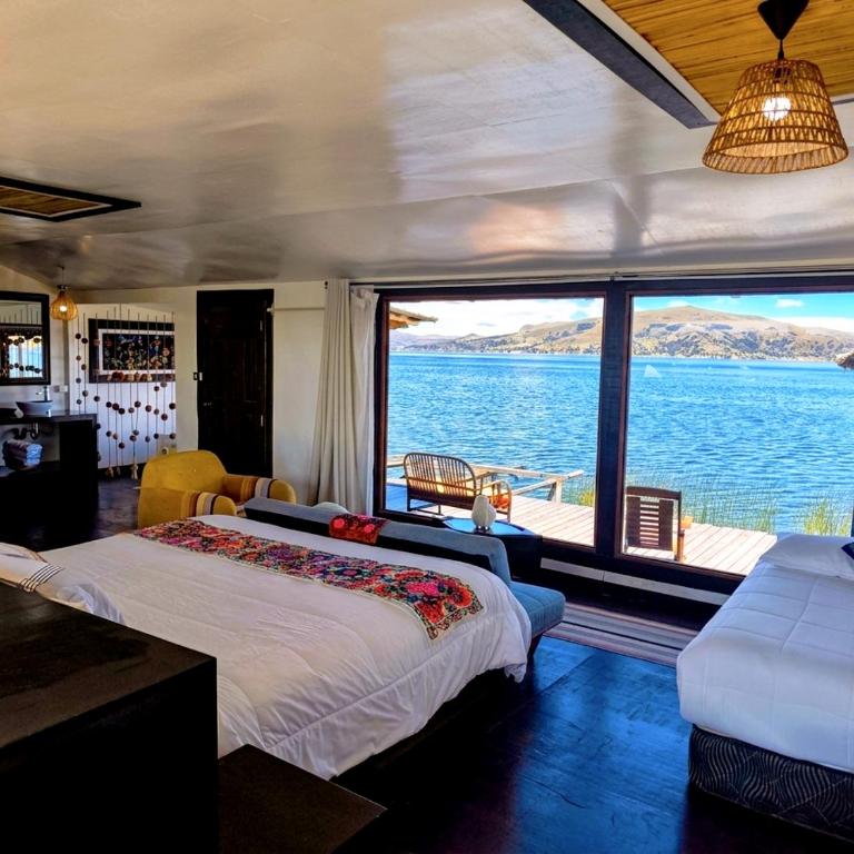 Uros Killa Lodge - Suite with Lake View - 1