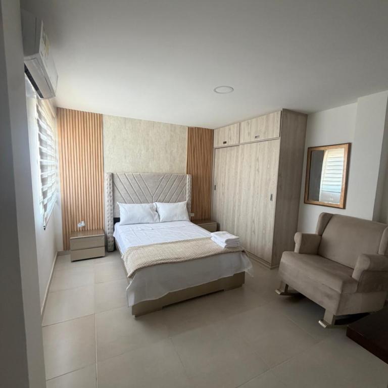 aparta estudio con acabados de lujo - One-Bedroom Apartment - 3