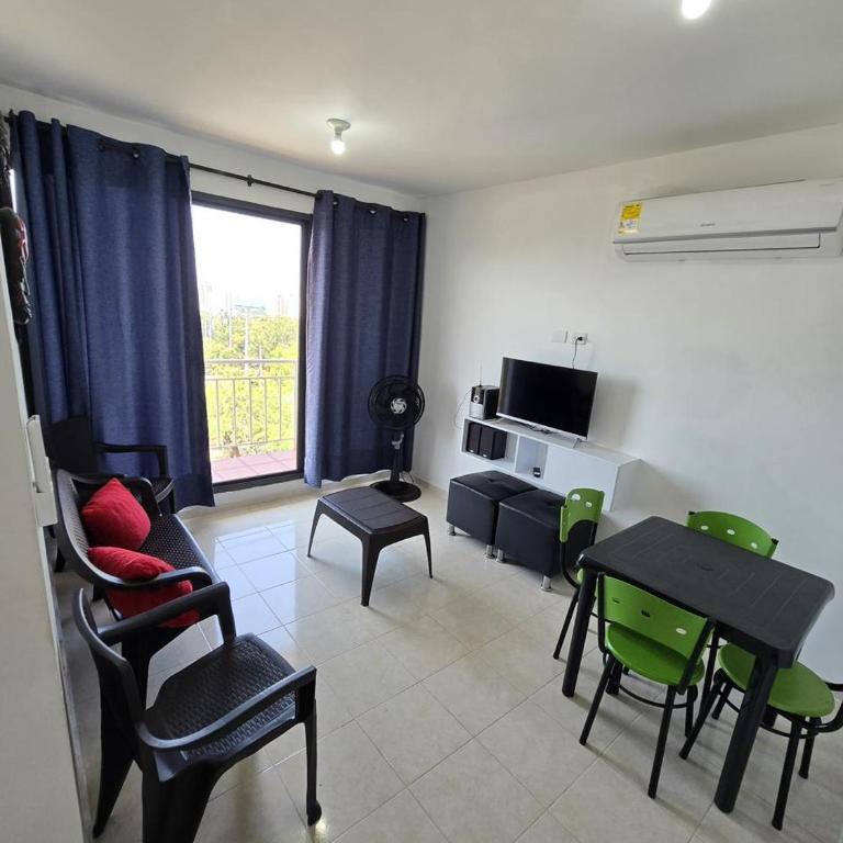 Apto familiar con piscina cerca a la playa - Apartamento de 2 dormitorios - 4