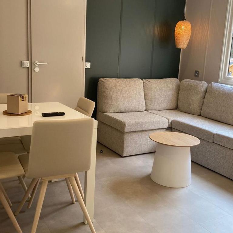 Mobil-home confortable - 6 pers. - API-1-52-2256 - Mobile Home - 2