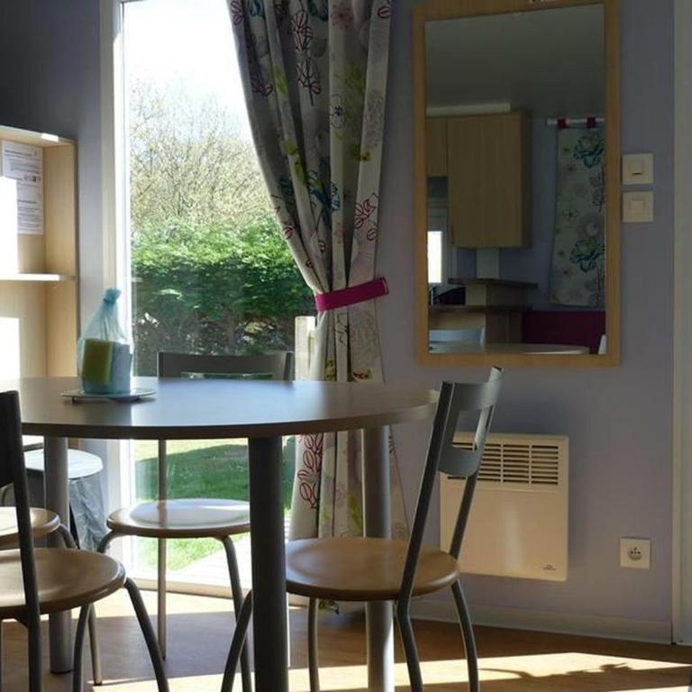 Mobil home cosy, animaux admis - 5 pers. - API-1-52-2282 - Mobile Home - 3