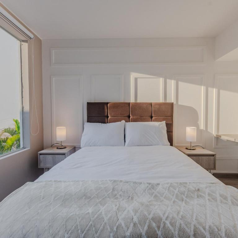 Modern two-bedroom apt with park views San Isidro - Vacation Home - 3