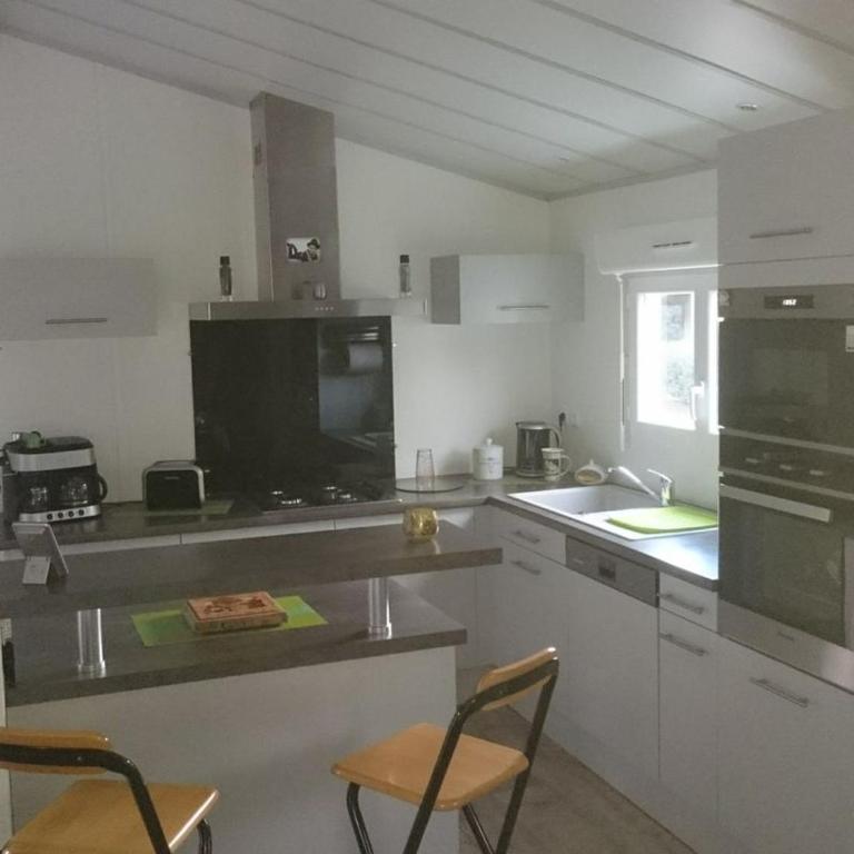 Chalet climatisé pour 6 personnes - API-1-52-2406 - Chalet - 4