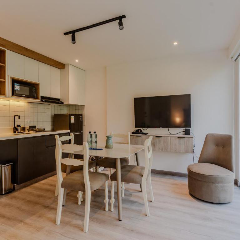 Modern two-bedroom apt with park views San Isidro - Vacation Home - 6