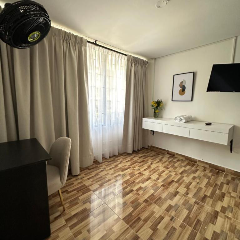 Hotel Alamos del Bosque - Habitación Doble con baño privado externo - 12
