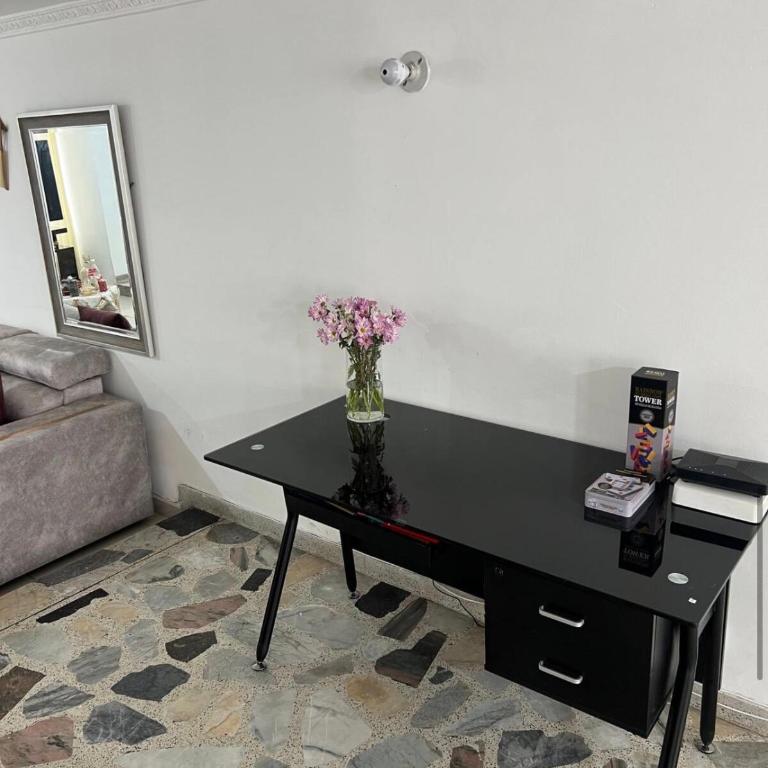 Apartamento amplio, parqueadero y excelente ubicación en Bogotá - Apartamento - 11