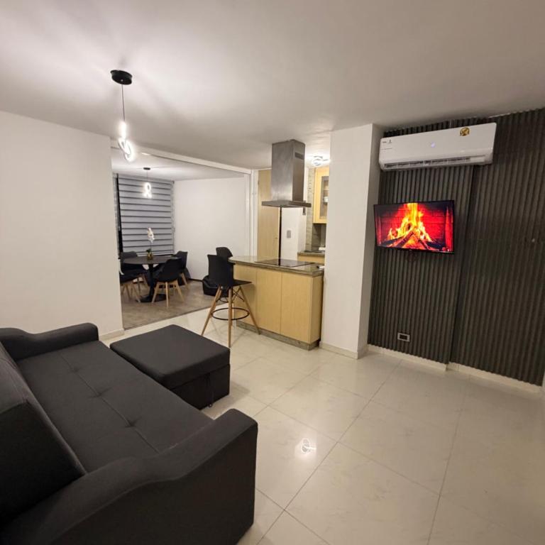 Homeway Moderno & Exclusivo en el Corazón de Las Mercedes - One-Bedroom Standard Apartment - 1