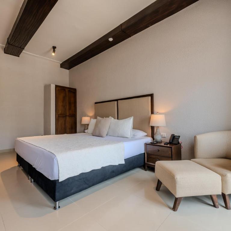 Hotel Dorado Plaza Centro Histórico - Superior Double Room - 8