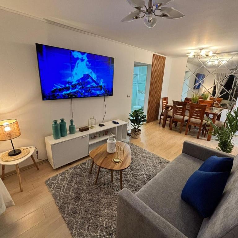Depa familiar con vista al mar - Balcón piscina y cochera - Apartamento de 2 dormitorios con balcón y vistas al mar - 1