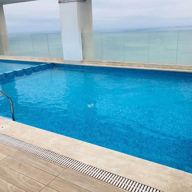 Depa familiar con vista al mar - Balcón piscina y cochera - Apartamento de 2 dormitorios con balcón y vistas al mar - 10
