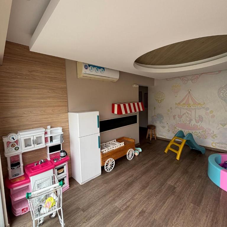Depa familiar con vista al mar - Balcón piscina y cochera - Apartamento de 2 dormitorios con balcón y vistas al mar - 25