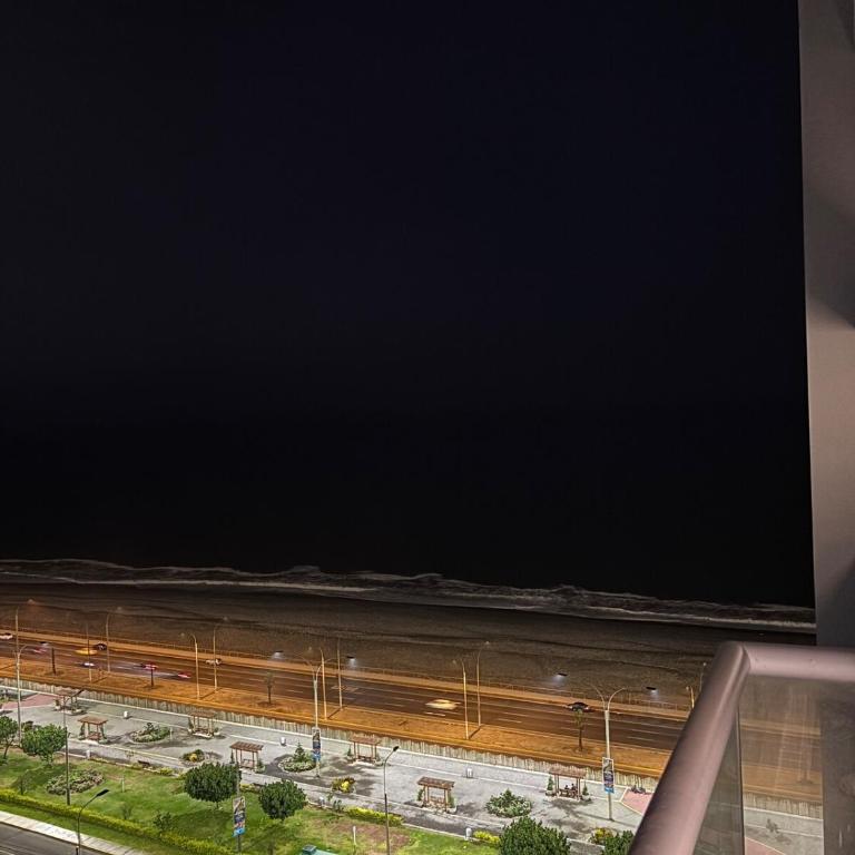 Depa familiar con vista al mar - Balcón piscina y cochera - Apartamento de 2 dormitorios con balcón y vistas al mar - 44