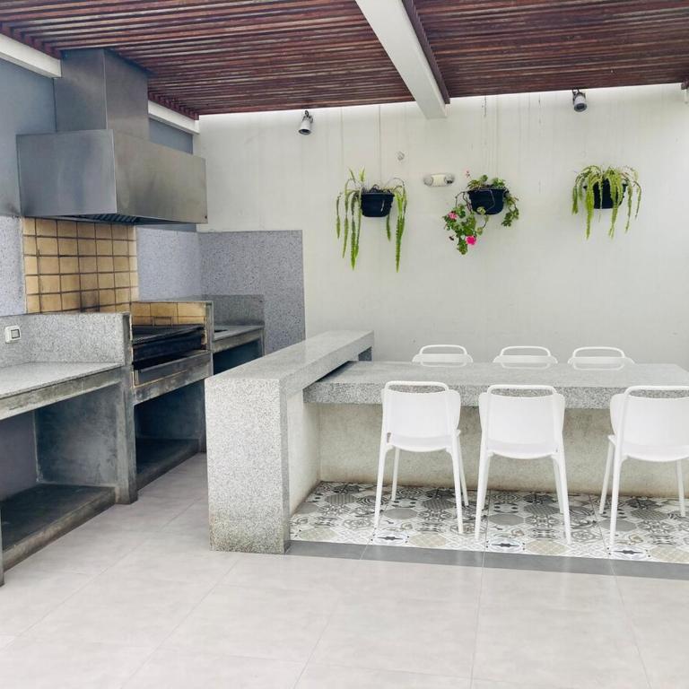 Depa familiar con vista al mar - Balcón piscina y cochera - Apartamento de 2 dormitorios con balcón y vistas al mar - 47