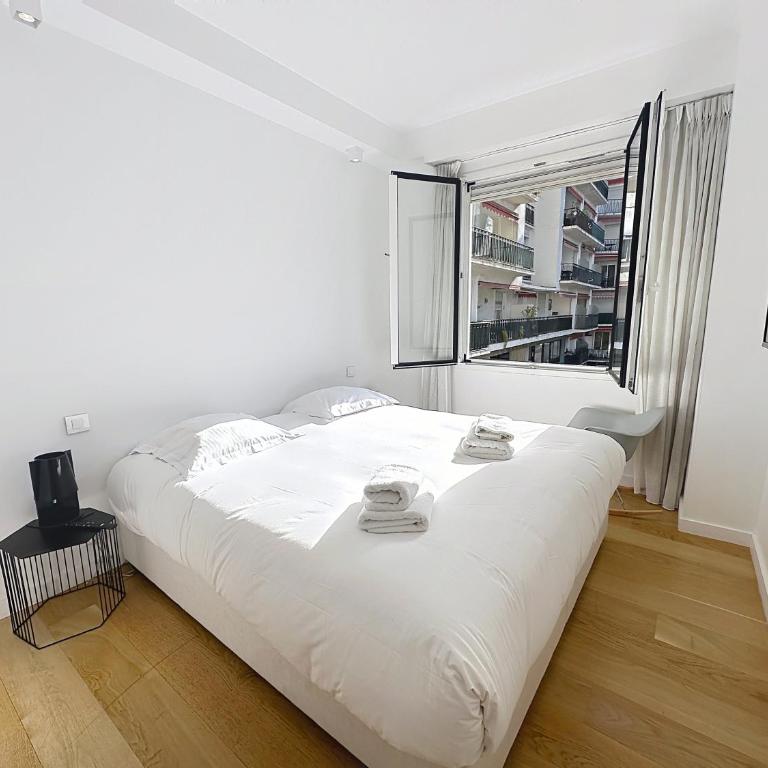 Cannes Center La Croisette Splendid 2 BR in premium residence gardens and balcony by Olam Properties - Apartamento - 20