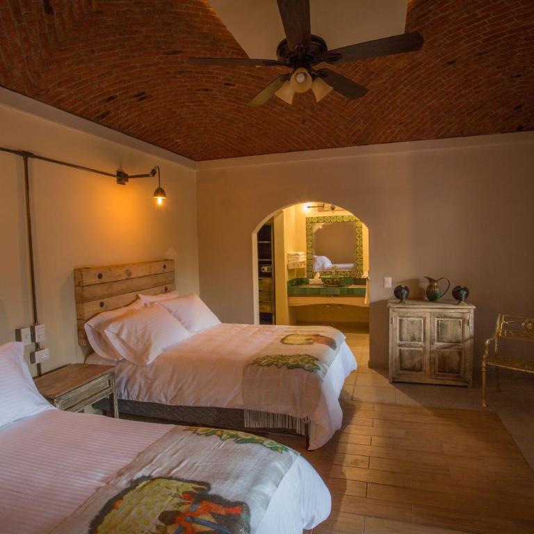 Casa Naré Adults Only - Habitación Doble Deluxe - 2 camas dobles - 4