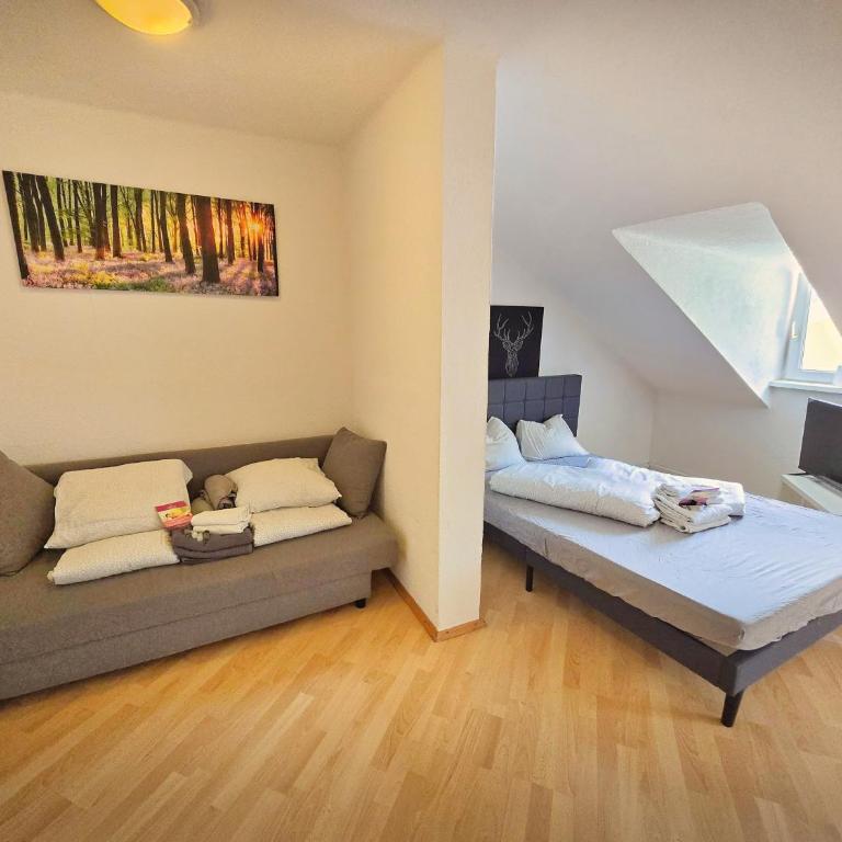 Innsbruck Old Town Apartment I 24-7 Self-Check-in - Apartment - 1