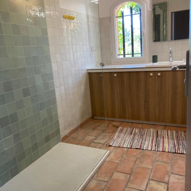 Les Arbousiers - villa climatisée avec piscine, au calme - Villa mit privatem Pool - 3