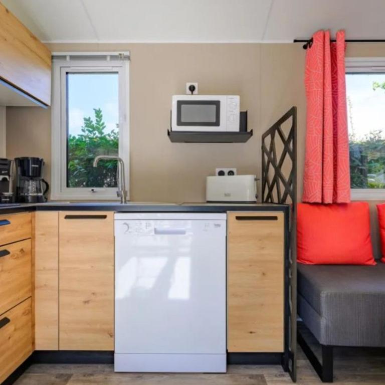 Mobil-home confortable, animaux admis - 4 pers. - API-1-52-2582 - Mobile Home - 4