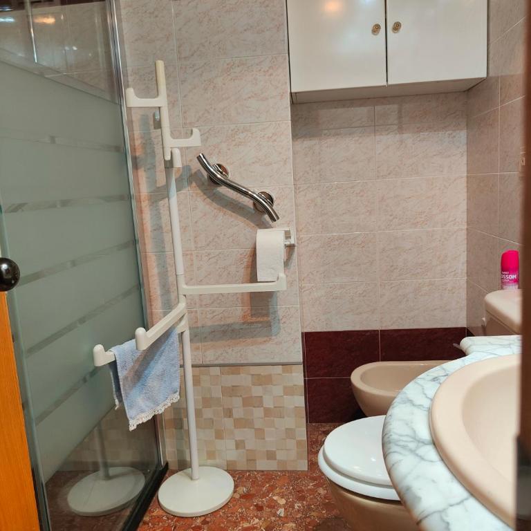 En Gandía, piso 3 habitaciones cerca de la playa y la montaña - Apartamento de 3 dormitorios - 3