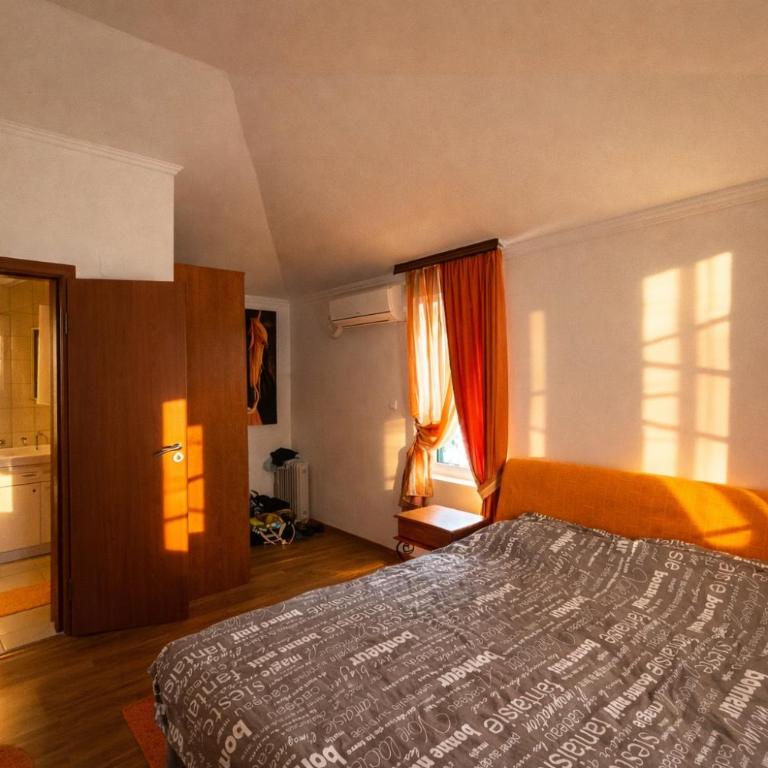 Villa del Mare - Three-Bedroom Vacation Home - 29