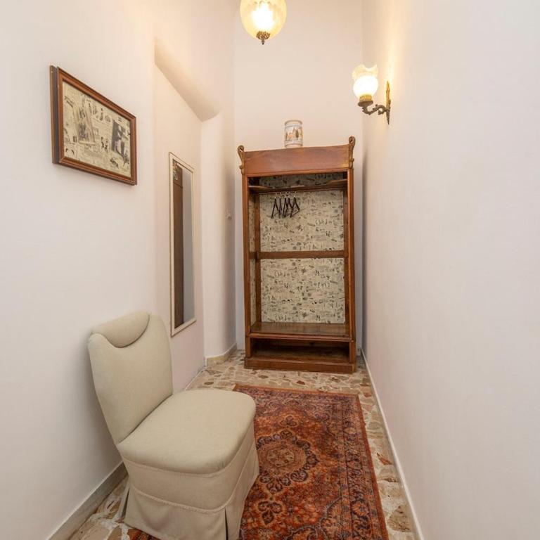 Cozy flat -5 min to the airport -free parking - Appartamento con 1 Camera da Letto - 13
