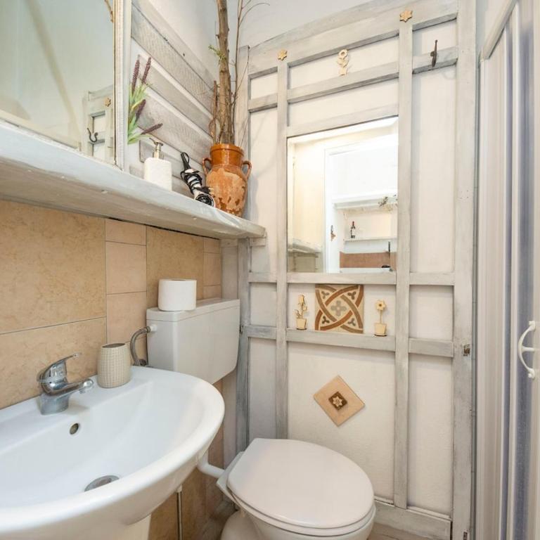 Cozy flat -5 min to the airport -free parking - Appartamento con 1 Camera da Letto - 17