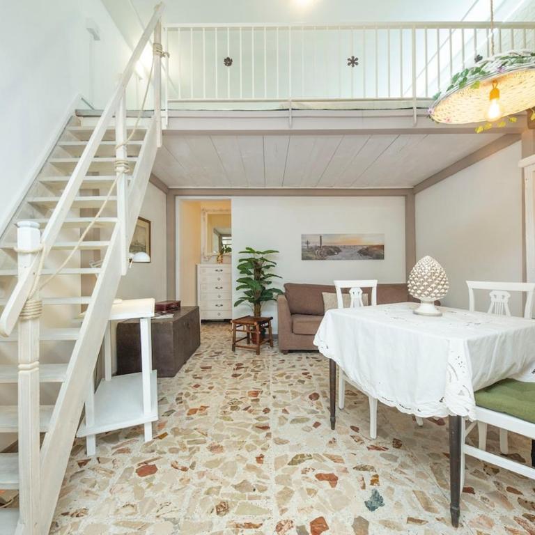 Cozy flat -5 min to the airport -free parking - Appartamento con 1 Camera da Letto - 23