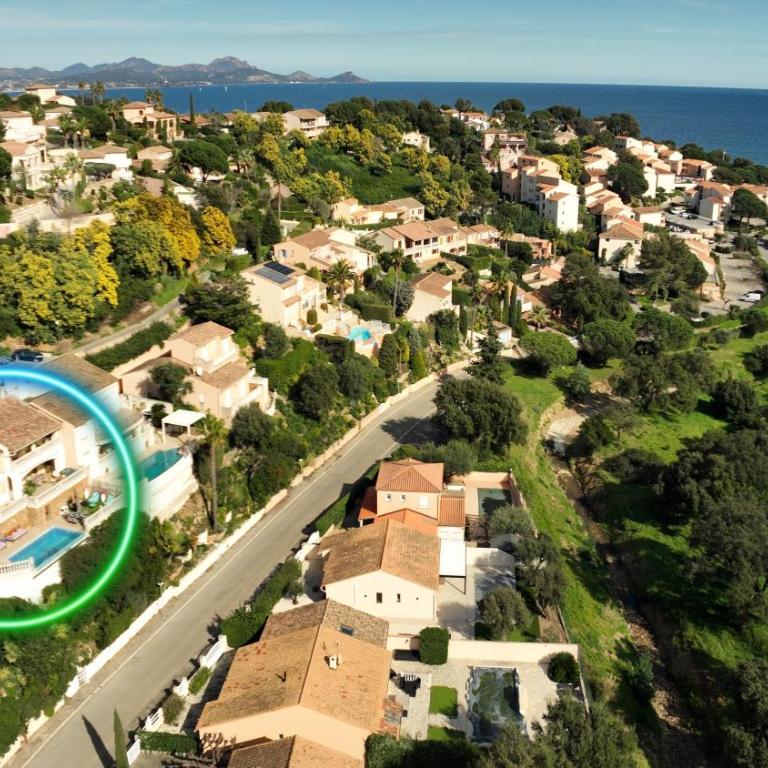 Chambre avec piscine, jacuzzi, vue mer et montagne, plage à pied - Chambre Double avec Terrasse - 14