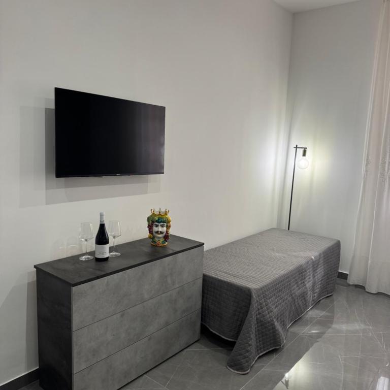 Antonella Rooms - Camera Tripla - 8